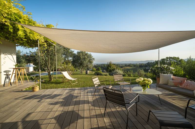 Contemporary villa available for rent in Lyon, FRANCE, ideal for professional photoshoots and creative projects