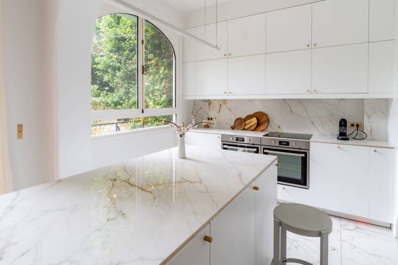 Photoshoot location situated in the central area of Paris, FRANCE