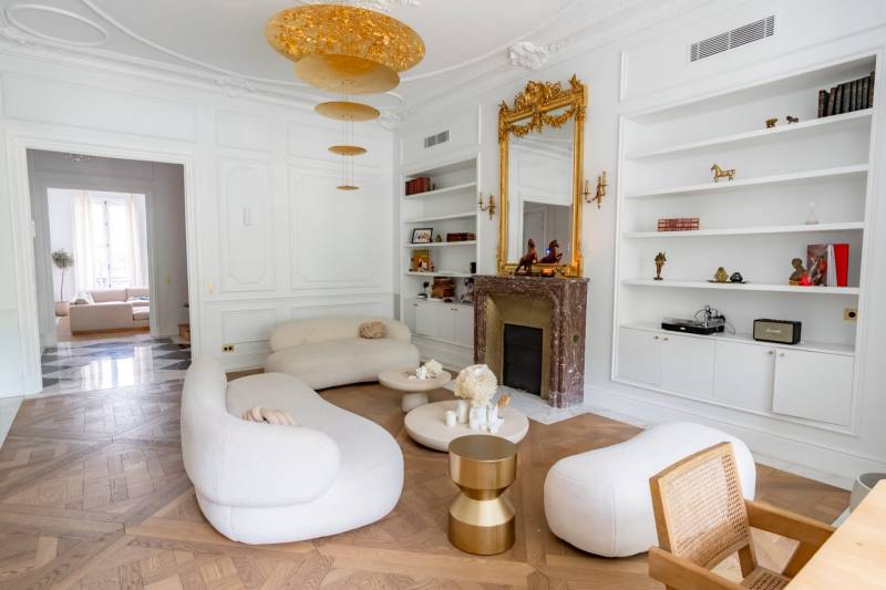 Haussmannian style apartment available for rent for professional photo production in Paris, FRANCE