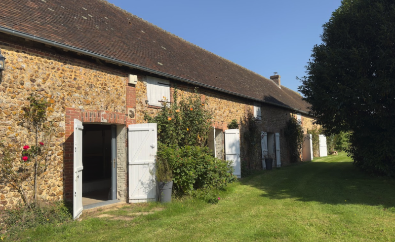 Country house for rent for photo shoots in Caen