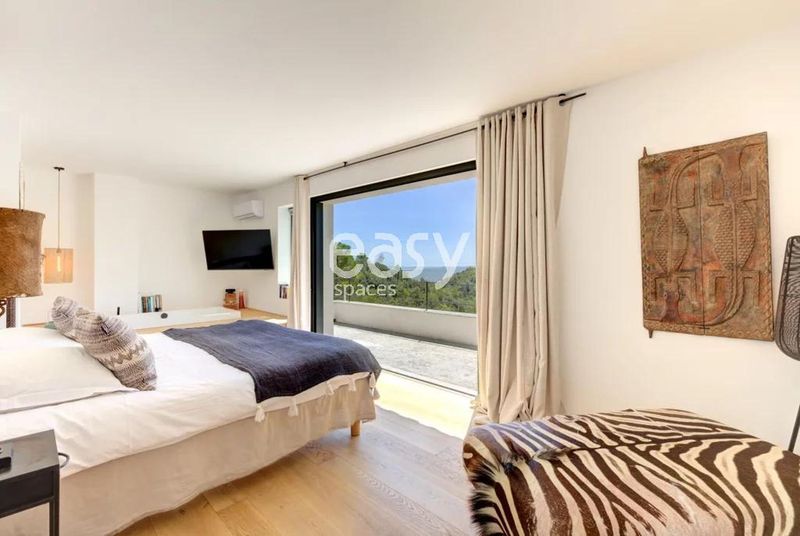 rental of filming location venue in Cannes 06 FRANCE