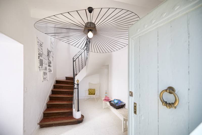 Unusual and Unique Photoshoot Location in the Beautiful Region of Provence, FRANCE