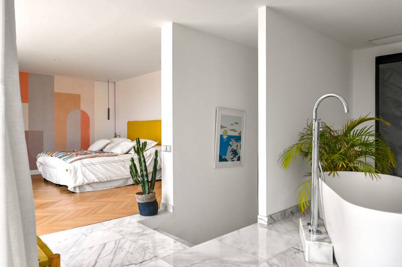 House available for rent in Marseille, France, for professional photo shoots and filming purposes