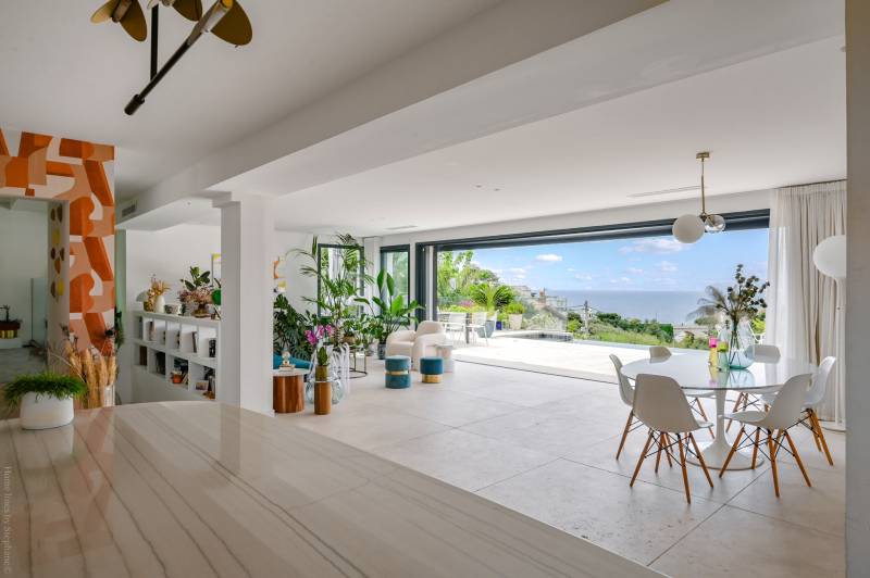 decor for photo shoot with sea view in Marseille, FRANCE