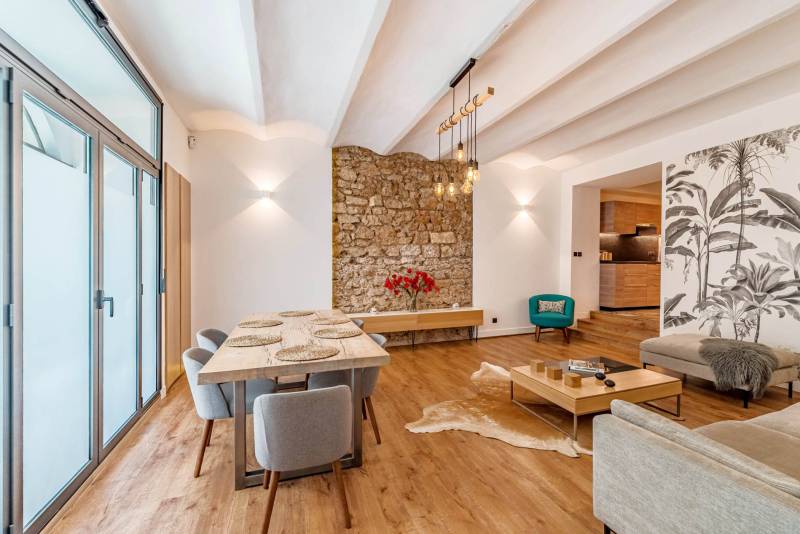 Contemporary Spacious Loft Available for Rent Near Croisette and Palais des Festivals in Cannes Ideal for Conferences and Events