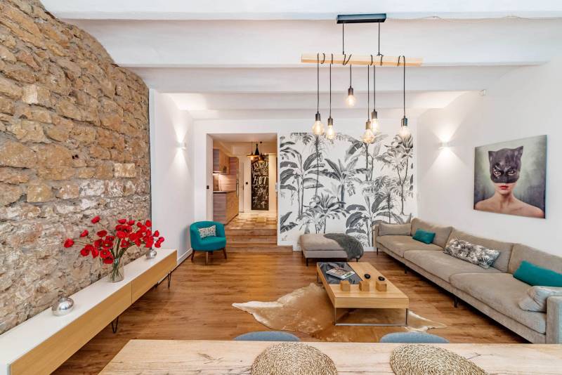 Contemporary Spacious Loft Available for Rent Near Croisette and Palais des Festivals in Cannes Ideal for Conferences and Events