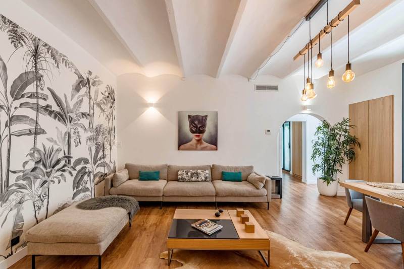 Contemporary Spacious Loft Available for Rent Near Croisette and Palais des Festivals in Cannes Ideal for Conferences and Events