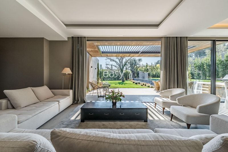 Shooting locations in the Alpes-Maritimes region of France, known for its stunning landscapes and scenic beauty