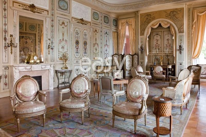 beautiful Belle Époque residence perfect for shooting sessions in Nice