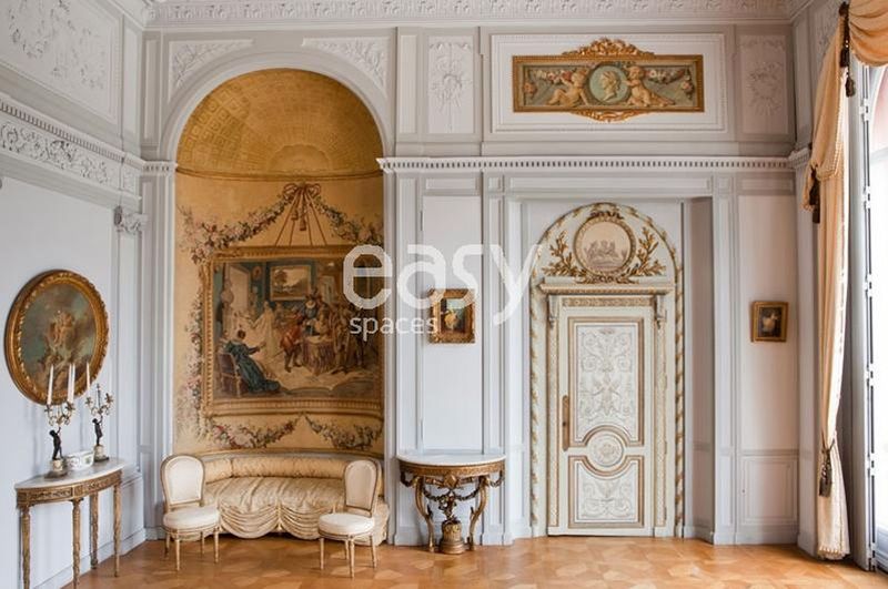 Louis XVI style living room available for rent specifically designed for film shoots and photo sessions in Nice 06