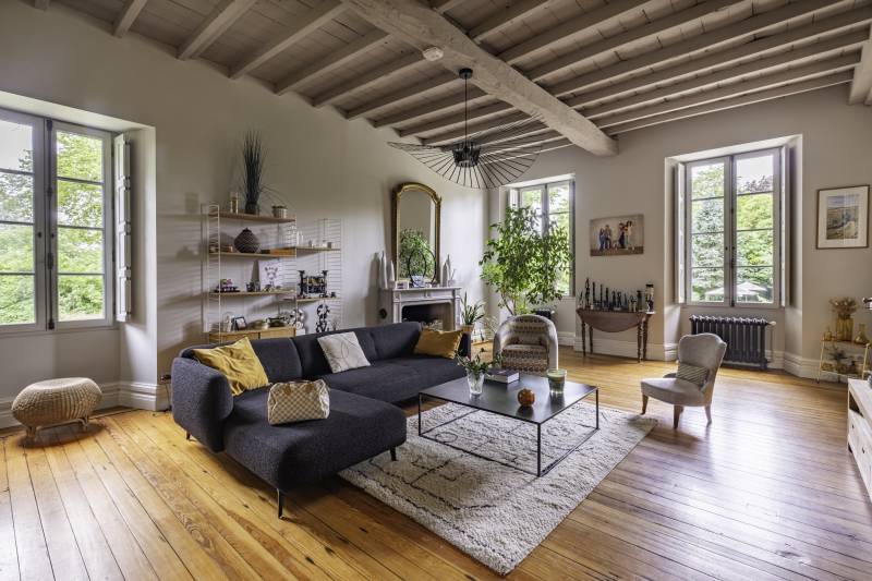 venue rental agency in Bordeaux