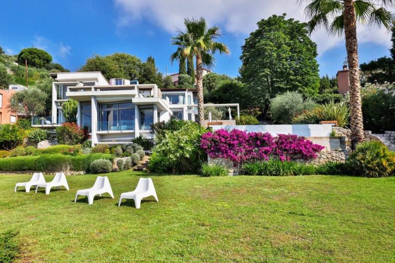 House available for rent in France for professional photo shoot sessions in Nice and surrounding areas