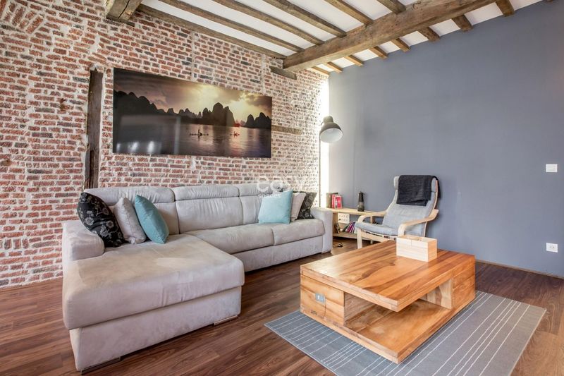 rental of an atypical event venue space located in the city of Lille