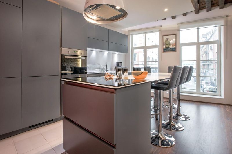 Where exactly can one find a perfect and suitable event venue located in the very center of Lille city?