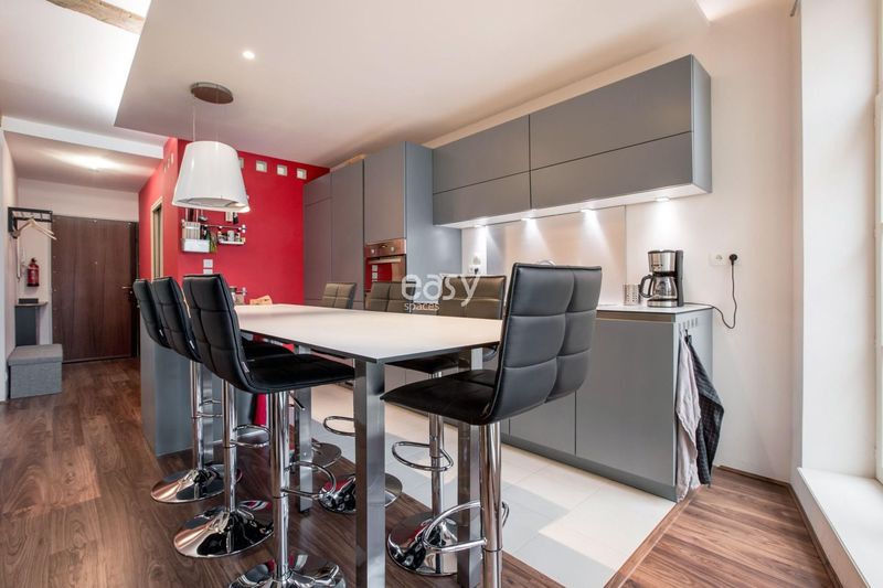 Spacious and Bright Loft Available for Rent Perfectly Suited for Professional Photo Shoots in Lille (59)