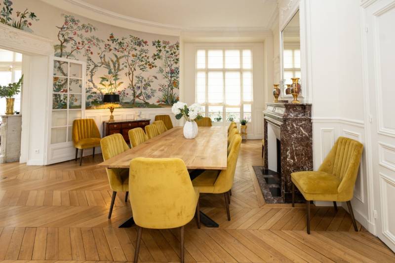 Haussmannian location with a view of the Eiffel Tower available for professional shooting rental in Paris, FRANCE