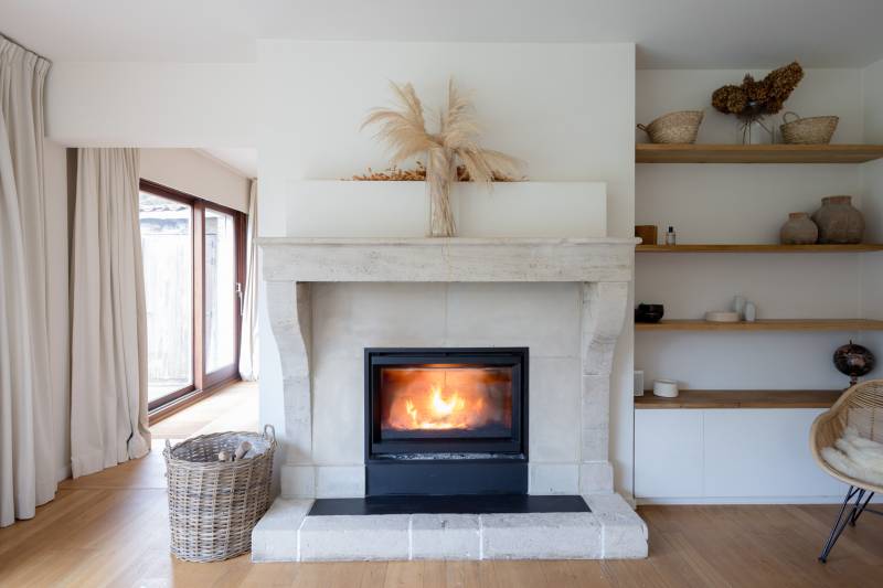 Rent a traditional house in Belgium for a professional fashion photoshoot session