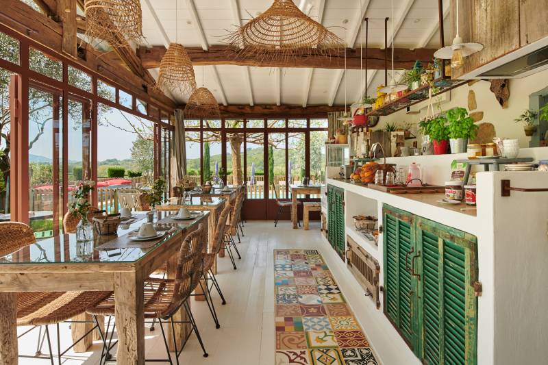 photo shoot location on the Basque Coast in FRANCE with scenic views and beautiful landscapes