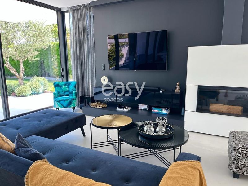 Renting a Venue for Hosting a Memorable Event in Bordeaux, France