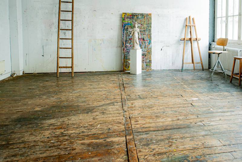 Unique and unconventional space ideally suited for professional photo shoots in Paris, France