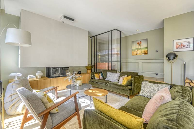 House available for rental for professional photoshoots and filming projects in Nantes, FRANCE