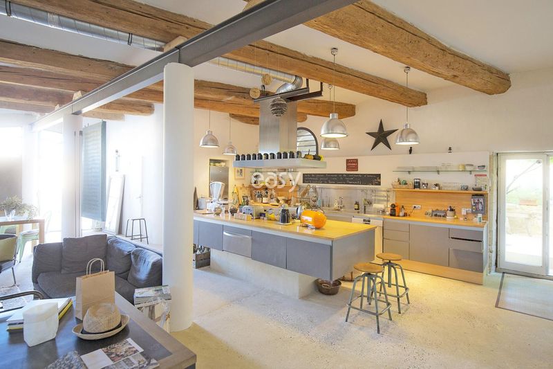 photography shooting location set in the beautiful region of Vaucluse