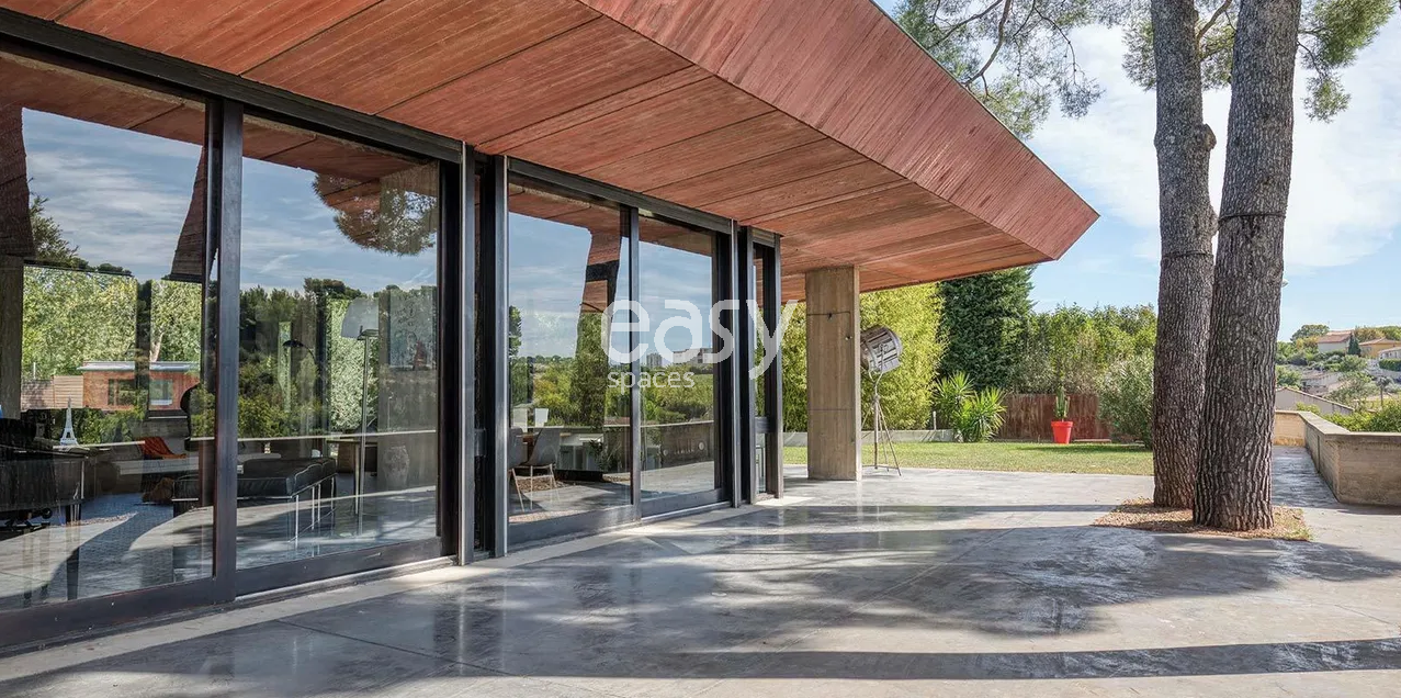 renting a venue for hosting an event in the beautiful city of Marseille, FRANCE