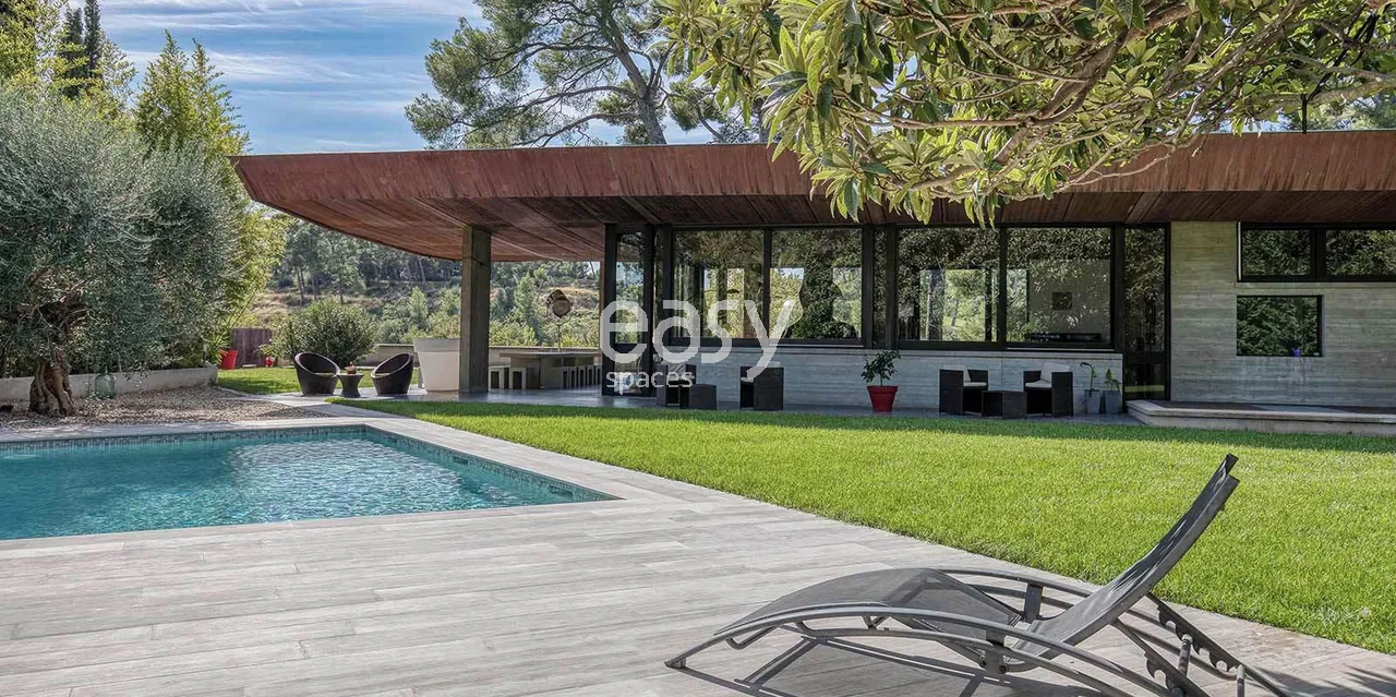 rental agency specializing in venues located in the beautiful southern region of FRANCE