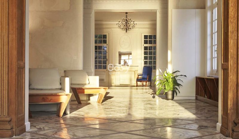 Rental of historic locations and old houses for film shootings in Marseille Provence Alpes Côte d'Azur region