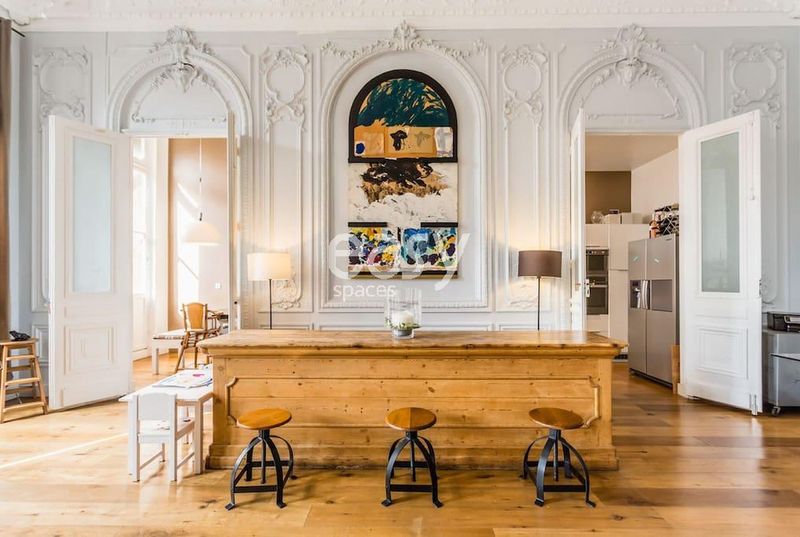 rental of filming location venues specifically in the city of Marseille