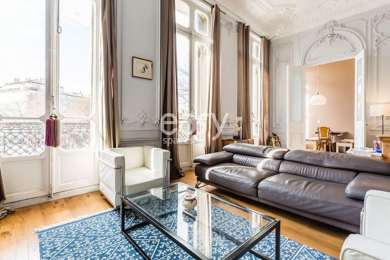 South East Region Location Markings in France with Precise Geographic Details