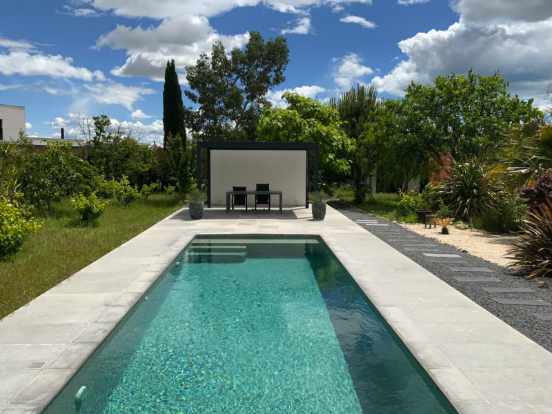 Beautiful villa with pool for photoshoots in Montpellier