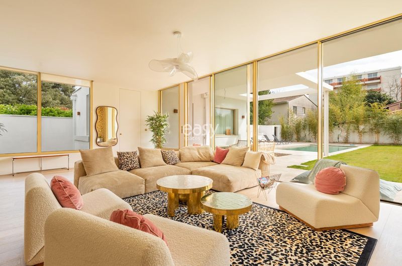 Filming location in Bordeaux, France, known for its beautiful historic sites and vibrant culture