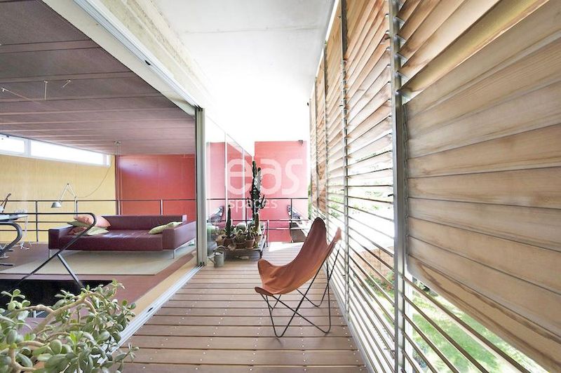 Original location intended specifically for photographic production purposes