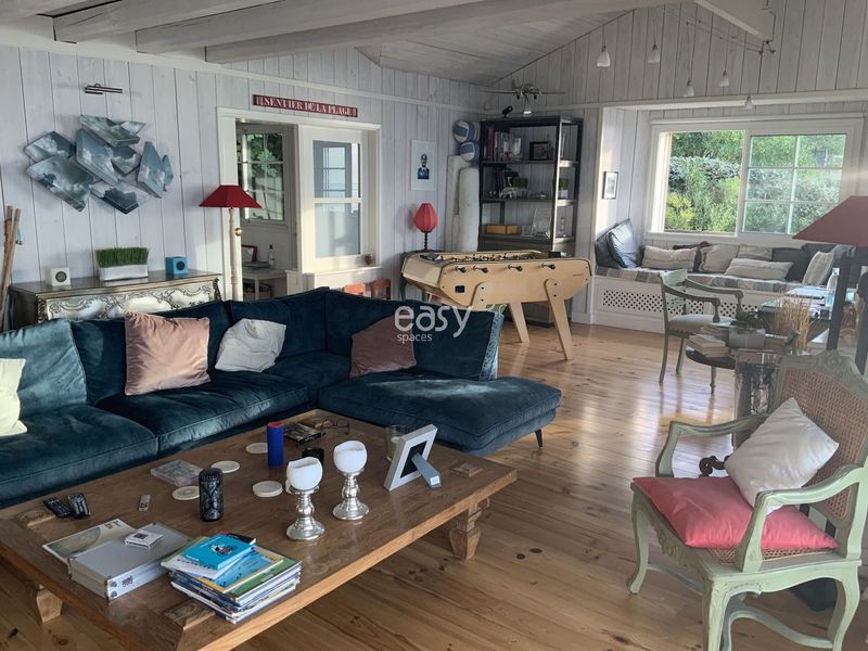 Villa available for professional photo shooting sessions in Gironde, FRANCE