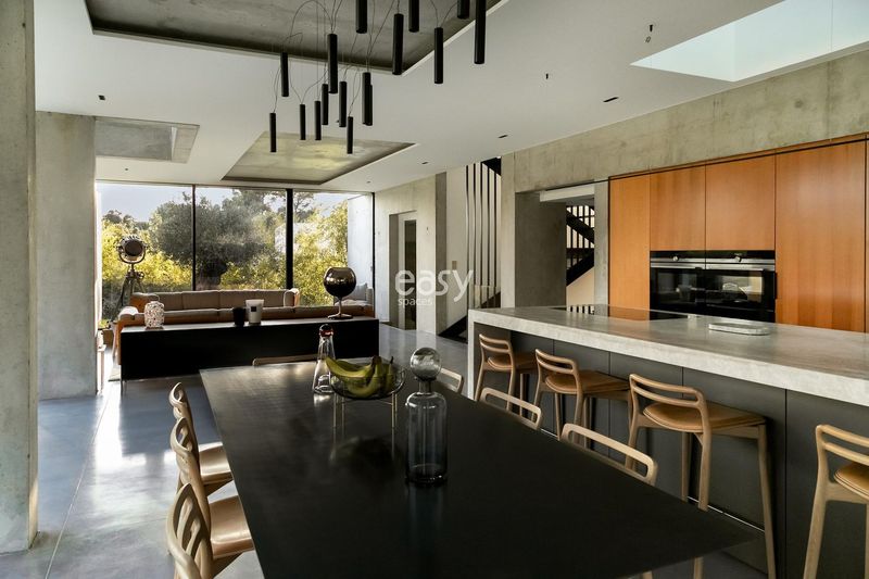 Contemporary villa available to rent for private and special events in FRANCE