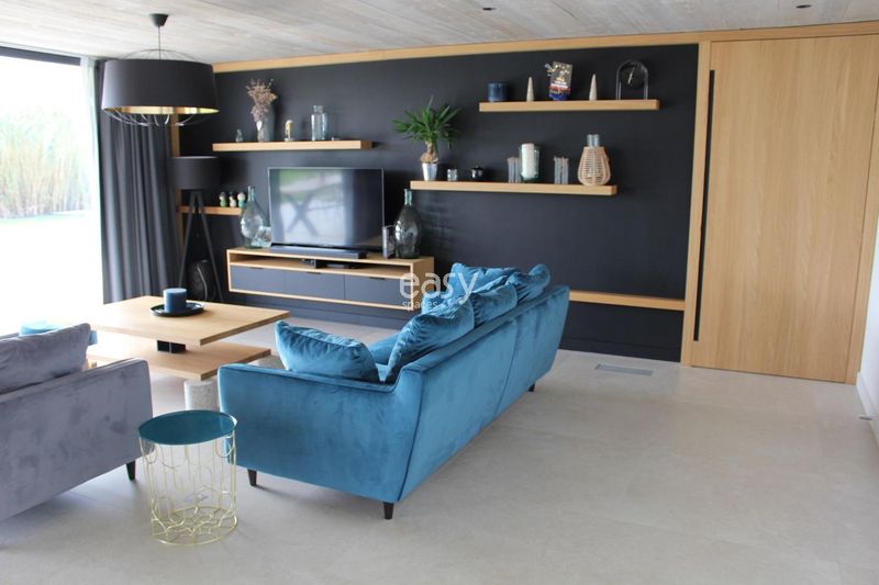 Private villa available for rent specifically for photo shoot sessions in the Vaucluse region (84)