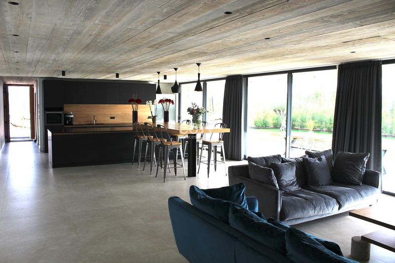 Shooting location situated near the beautiful city of Avignon in France