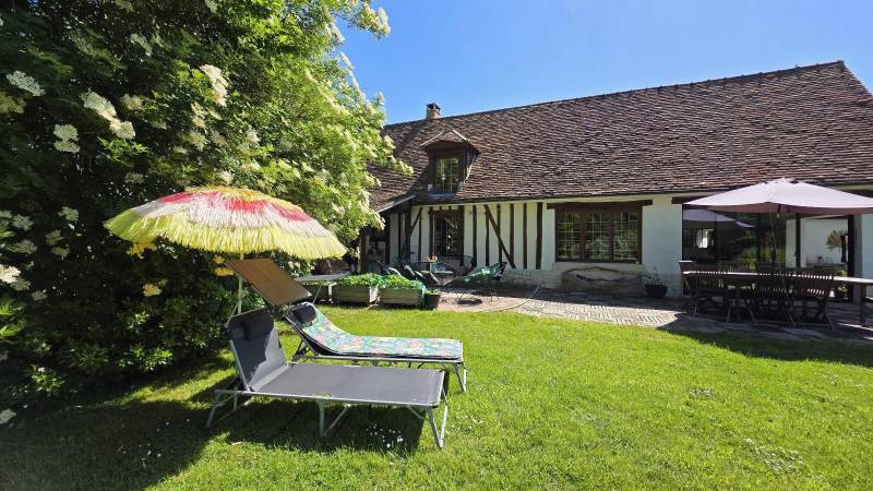 country house suitable for professional photo shoot production in FRANCE