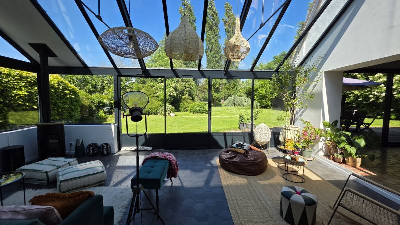 Renting a charming countryside house for a photo shoot in Paris, France