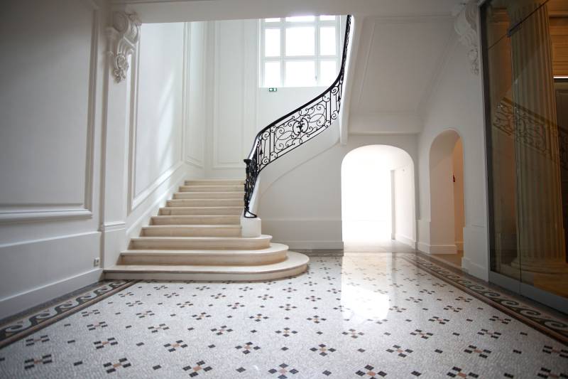 photography shooting location available for rent in the heart of central Paris, FRANCE