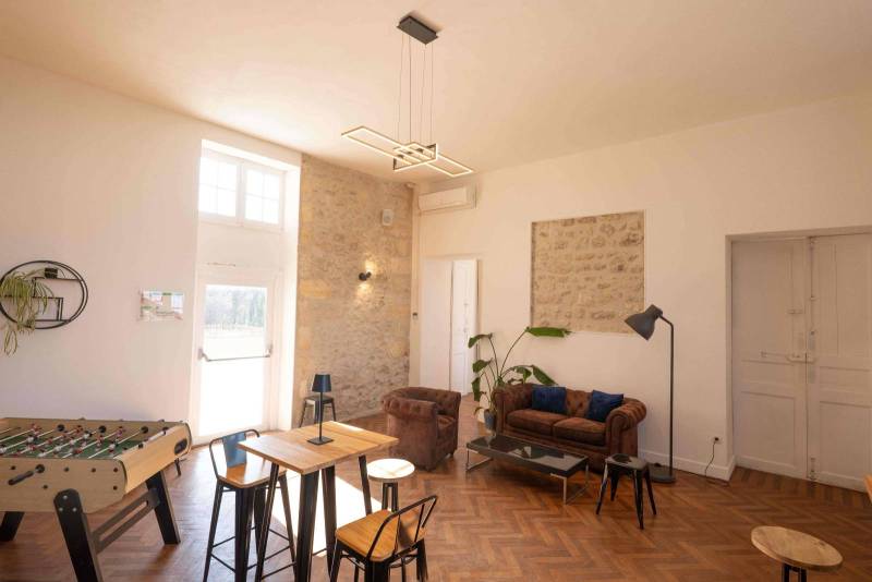 castle for rent for a photo shoot in Bordeaux