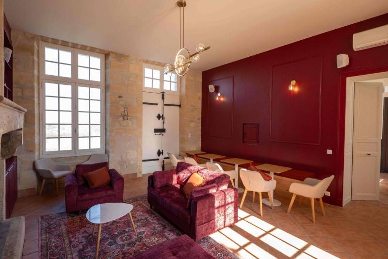 decor for rent for a photo shoot in Bordeaux