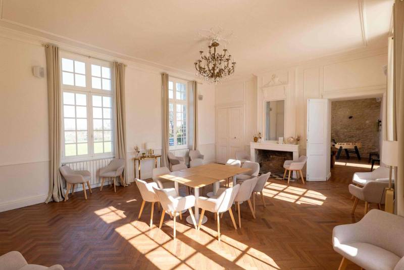 Rent a castle for a film shoot in Bordeaux