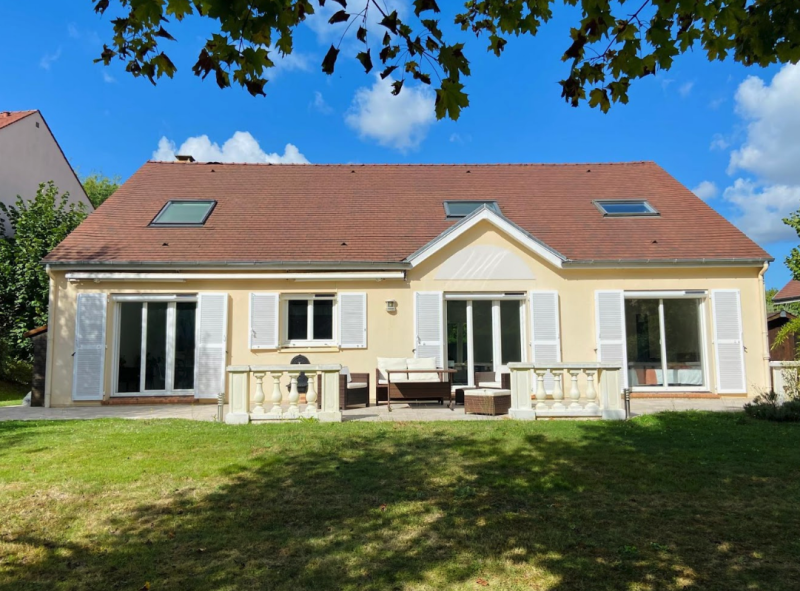 Detached house for rent for photo shoots in Paris