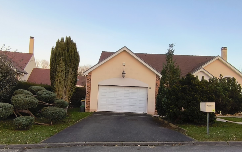 Rent a villa for filming in Paris (75)