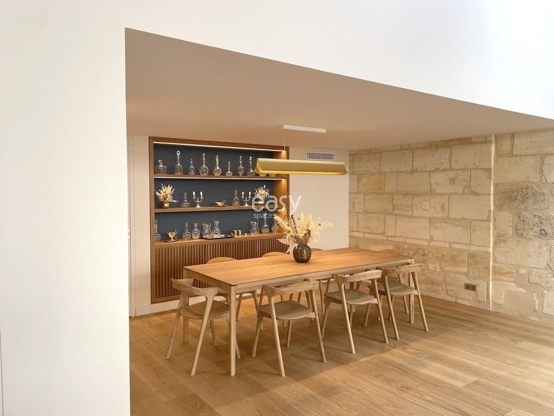 Location of the photo shoot in the Gironde area of FRANCE