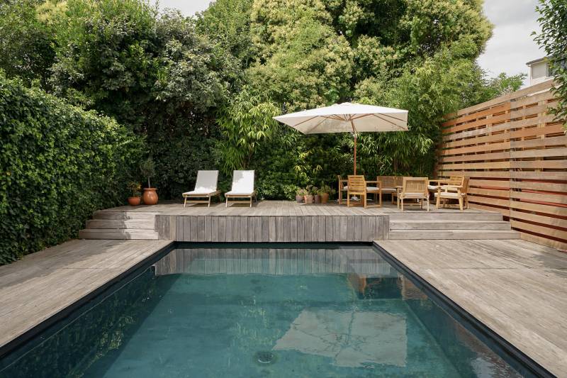 House with Swimming Pool Available for Rent in FRANCE for Event Hosting in Area 33