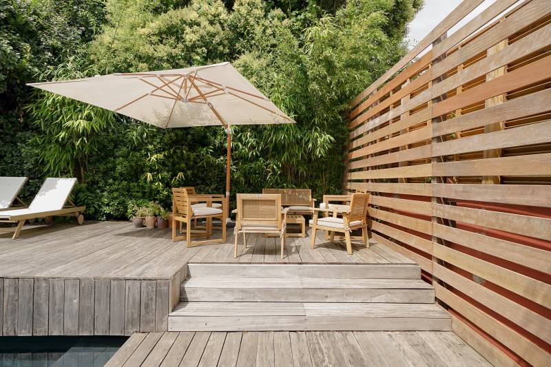 Place available for cocktail event rental specifically designed for professional photo shoot sessions in FRANCE