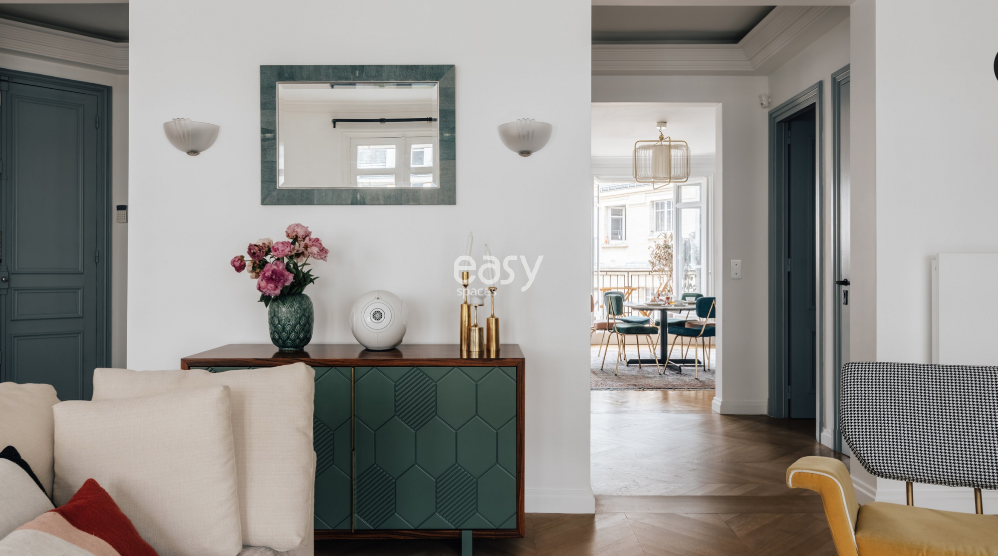 renting an apartment in Paris, FRANCE, specifically for filming a music video or clip